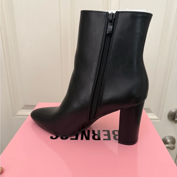PRICE IS FIRM. Black Blocked Heel Booties (right foot bootie has scuff marks) - Picture 6 of 10